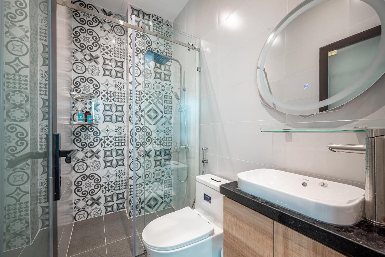 Cozrum Homes - Autumn House Ho Chi Minh City Bagian luar foto