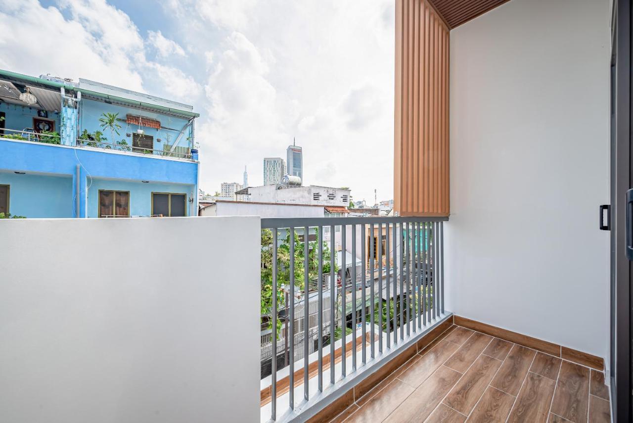 Cozrum Homes - Autumn House Ho Chi Minh City Bagian luar foto