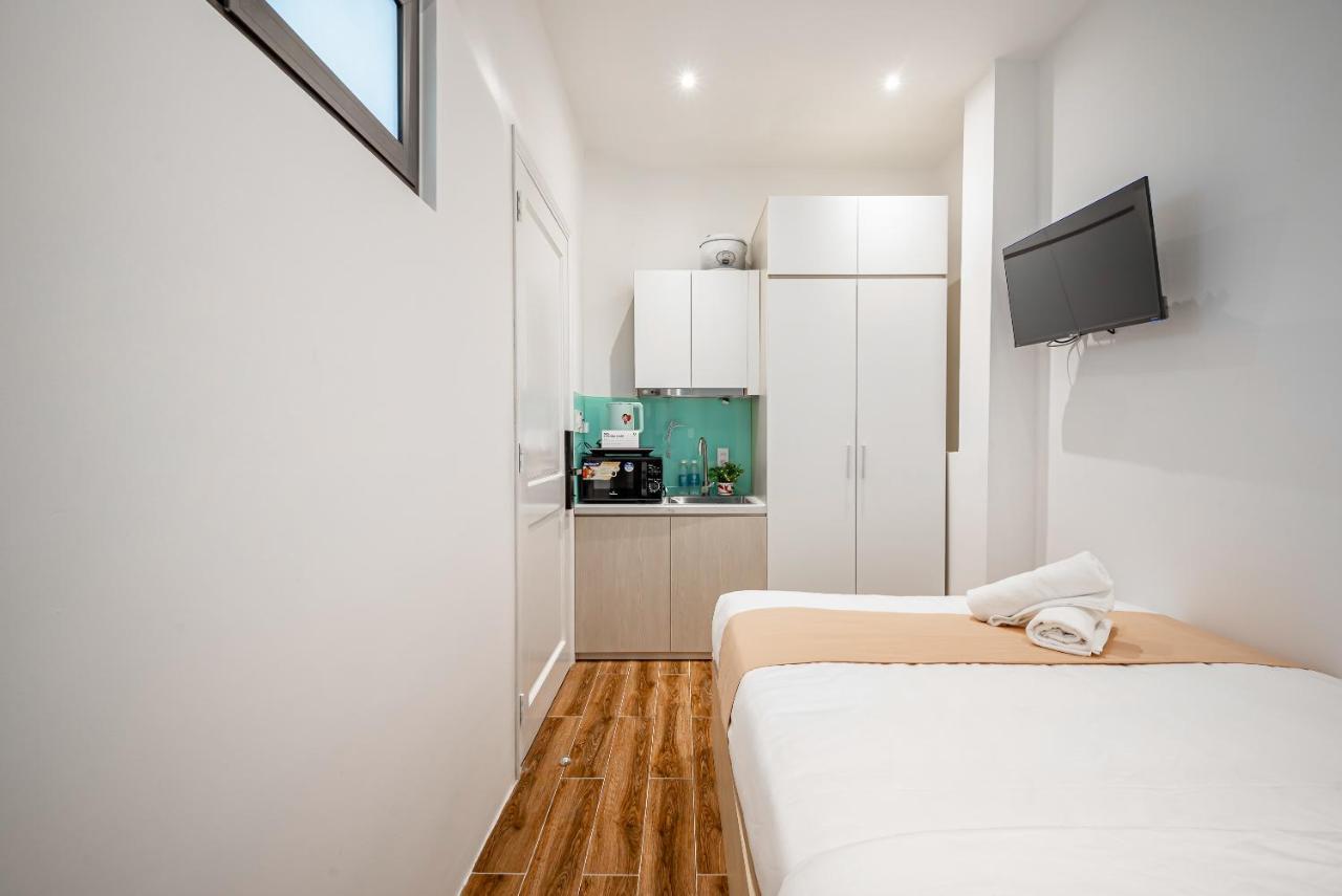 Cozrum Homes - Autumn House Ho Chi Minh City Bagian luar foto